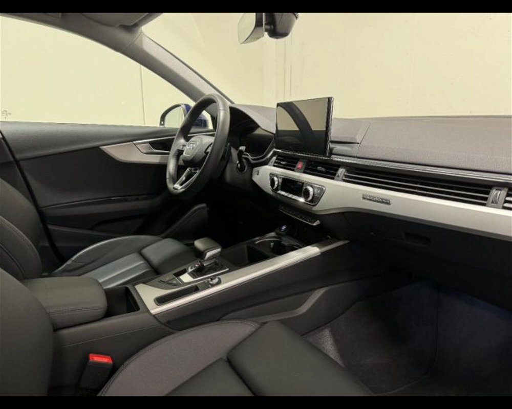 Audi A4 allroad 40 TDI 204 CV S tronic Identity Contrast del 2023 usata a Conegliano (4)