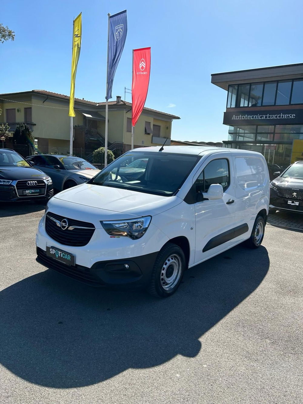 Opel Combo Furgone usata a Lucca