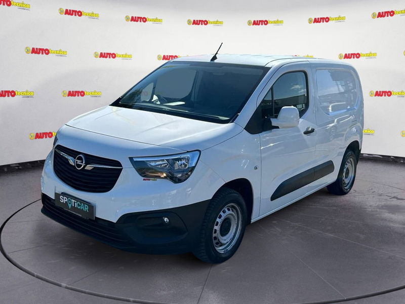 Opel Combo Furgone Cargo 1.5 Diesel 130CV S&amp;S PC 650kg Edition  del 2020 usata a Lucca