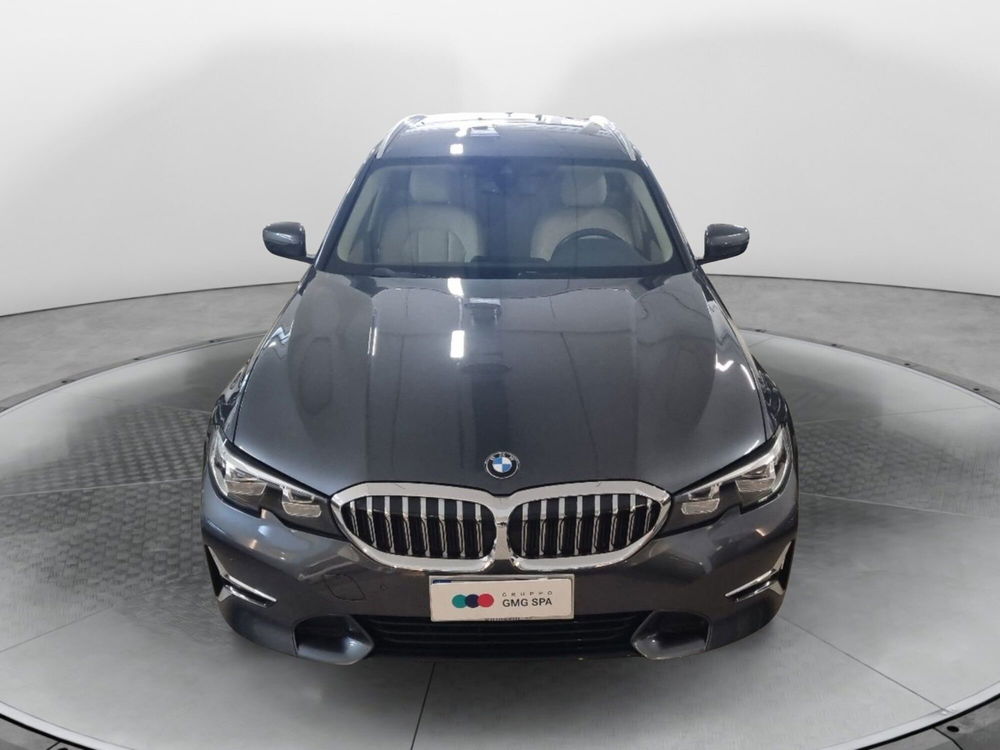 BMW Serie 3 Touring 320d 48V  del 2020 usata a Prato (3)