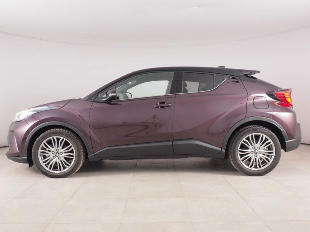 Toyota Toyota C-HR nuova a Palermo (2)