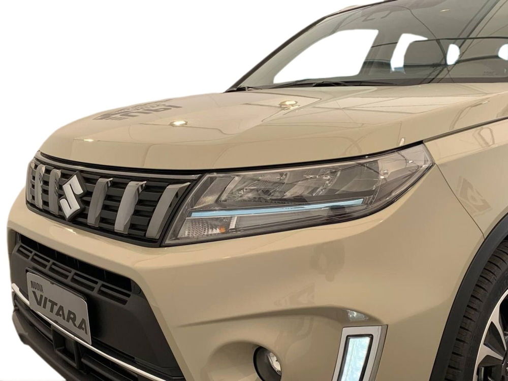 Suzuki Vitara nuova a Pistoia (10)