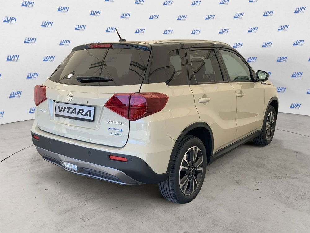 Suzuki Vitara nuova a Pistoia (7)