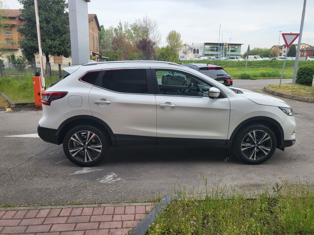 Nissan Qashqai 1.3 DIG-T 140 CV N-Connecta  del 2019 usata a Reggio nell'Emilia (4)