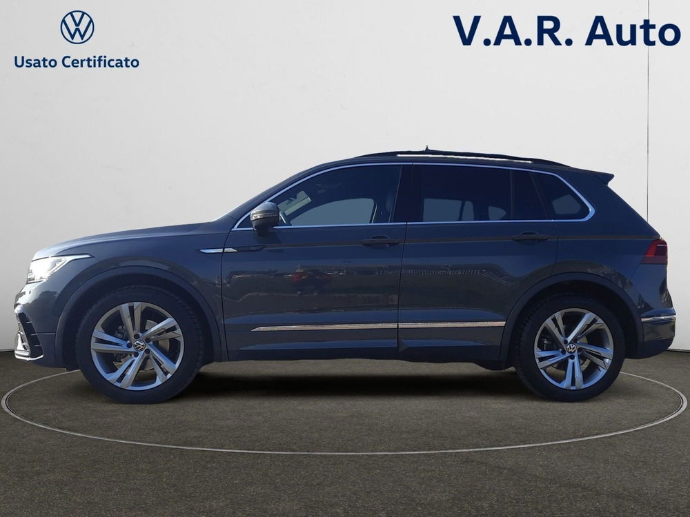 Volkswagen Tiguan 1.5 TSI 150 CV DSG ACT R-Line del 2023 usata a Imola (2)