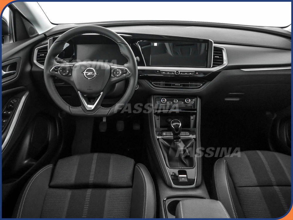 Opel Grandland nuova a Milano (10)