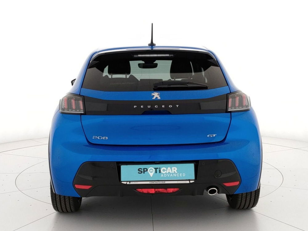 Peugeot 208 PureTech 130 Stop&Start EAT8 5 porte GT Line nuova a San Marco Evangelista (5)