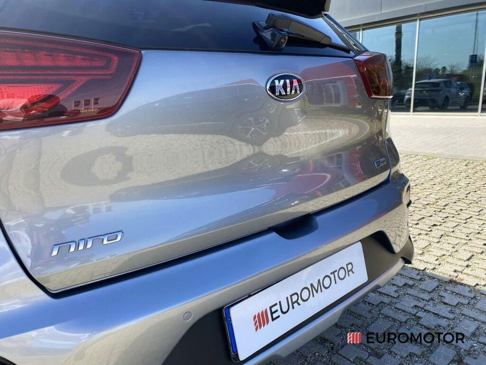 Kia Niro usata a Bari (11)