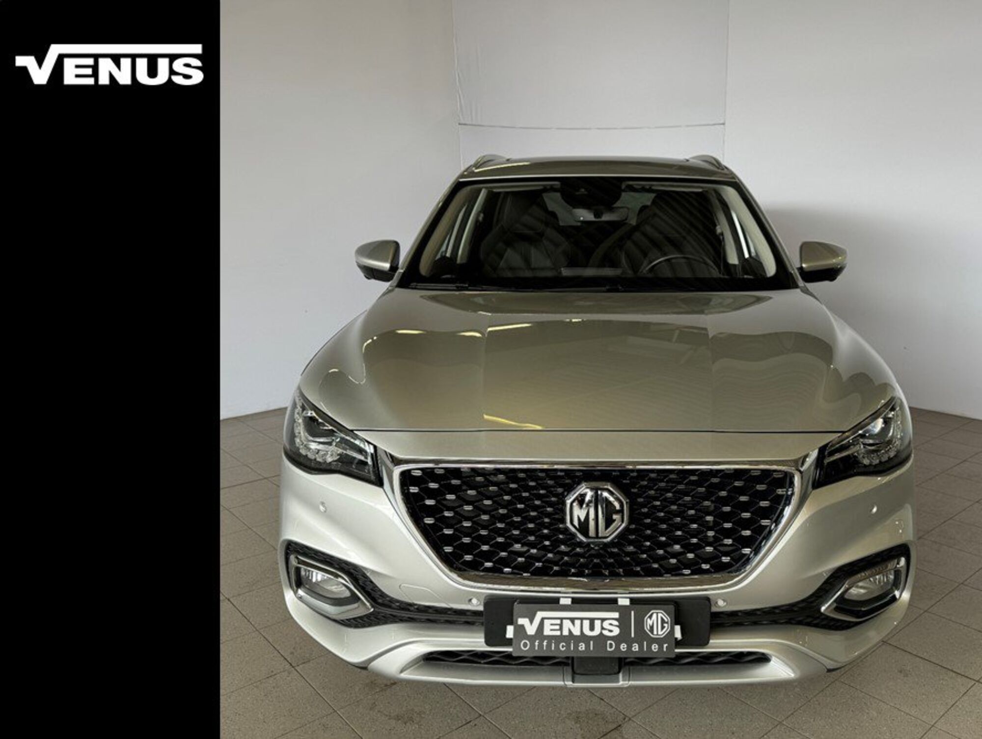 Mg EHS 1.5 t-gdi phev Luxury auto del 2022 usata a Monza