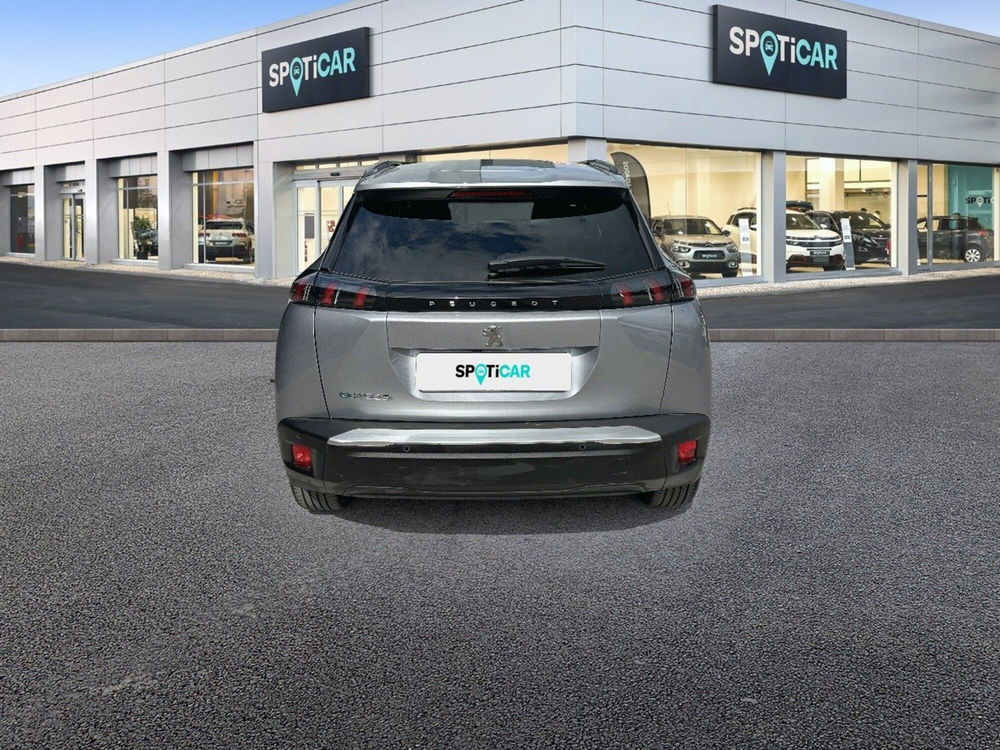 Peugeot 2008 50 kWh Allure del 2022 usata a Spoltore (5)