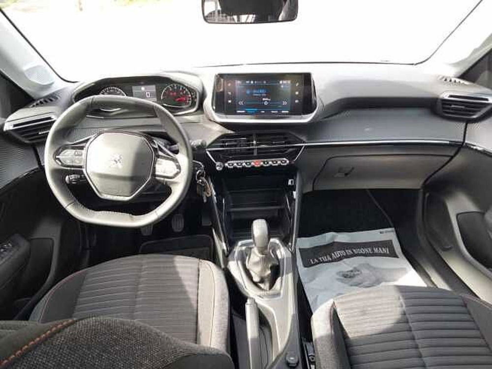 Peugeot 208 usata a Roma (12)