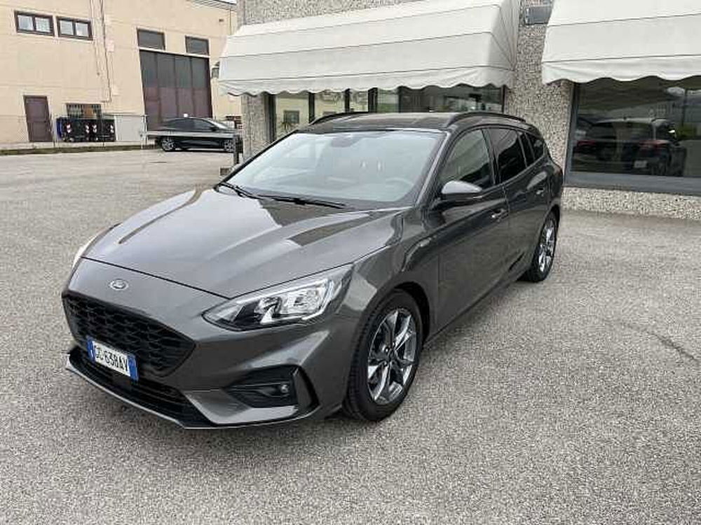 Ford Focus Station Wagon usata a Bologna