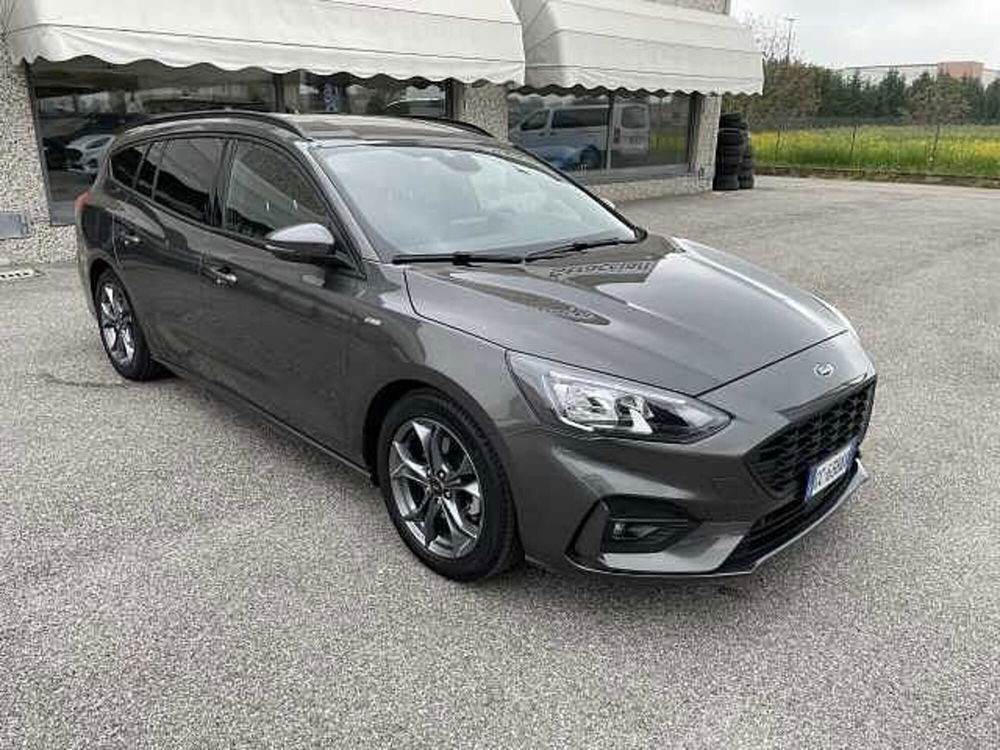 Ford Focus Station Wagon usata a Bologna (3)