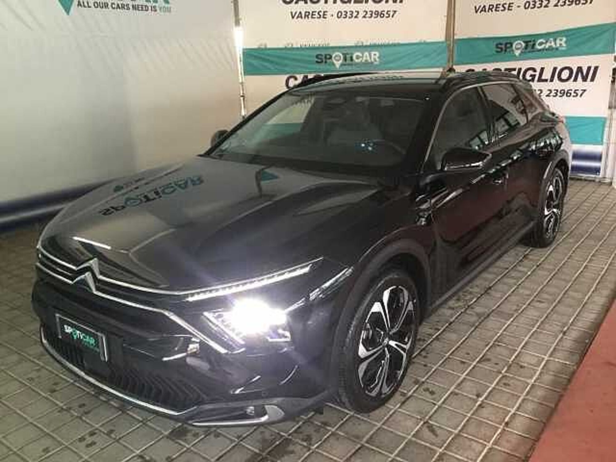 Citroen C5 X X Hybrid 225 E-EAT8 Shine nuova a Varese