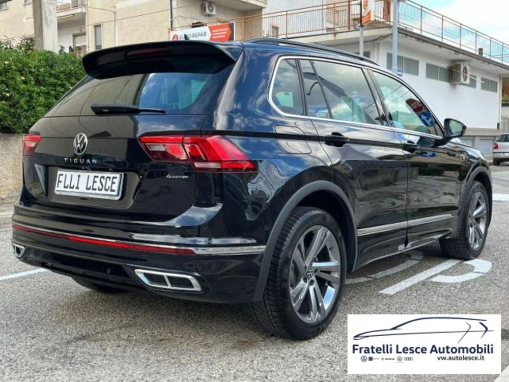 Volkswagen Tiguan 2.0 TDI 150CV 4MOTION DSG Sport & Style BMT del 2020 usata a Cassano allo Ionio (2)