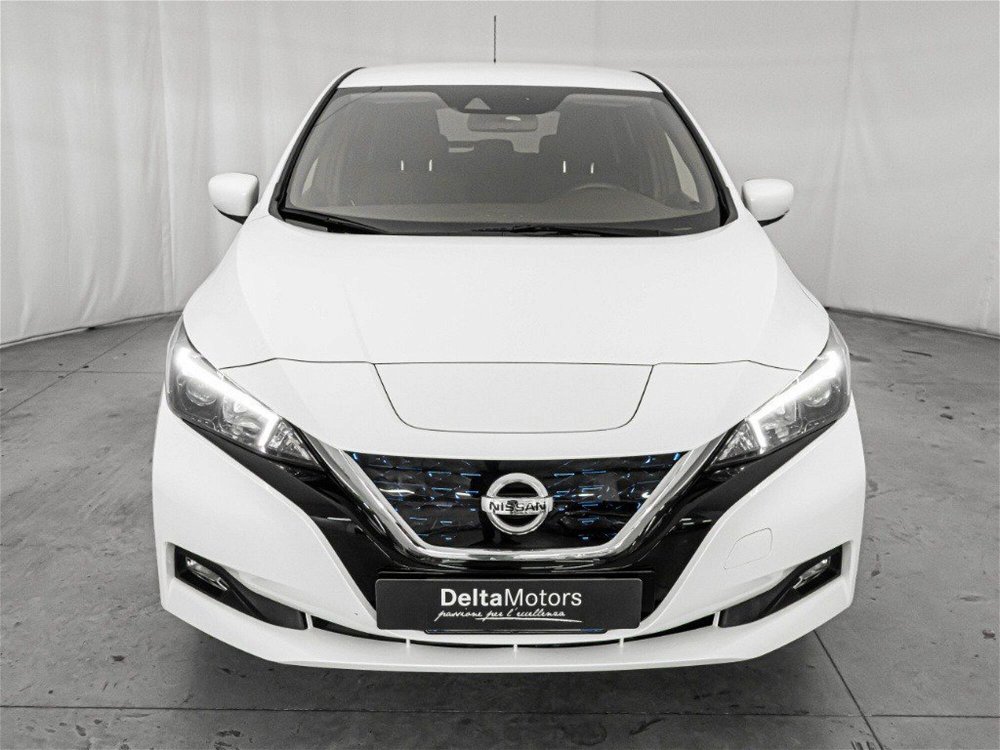 Nissan Leaf 40kWh Acenta 150cv del 2019 usata a Montecosaro (3)