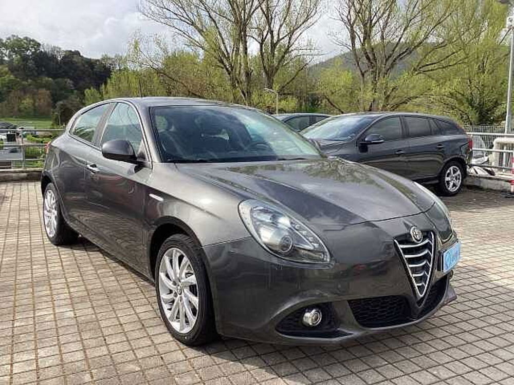 Alfa Romeo Giulietta usata a Roma (3)