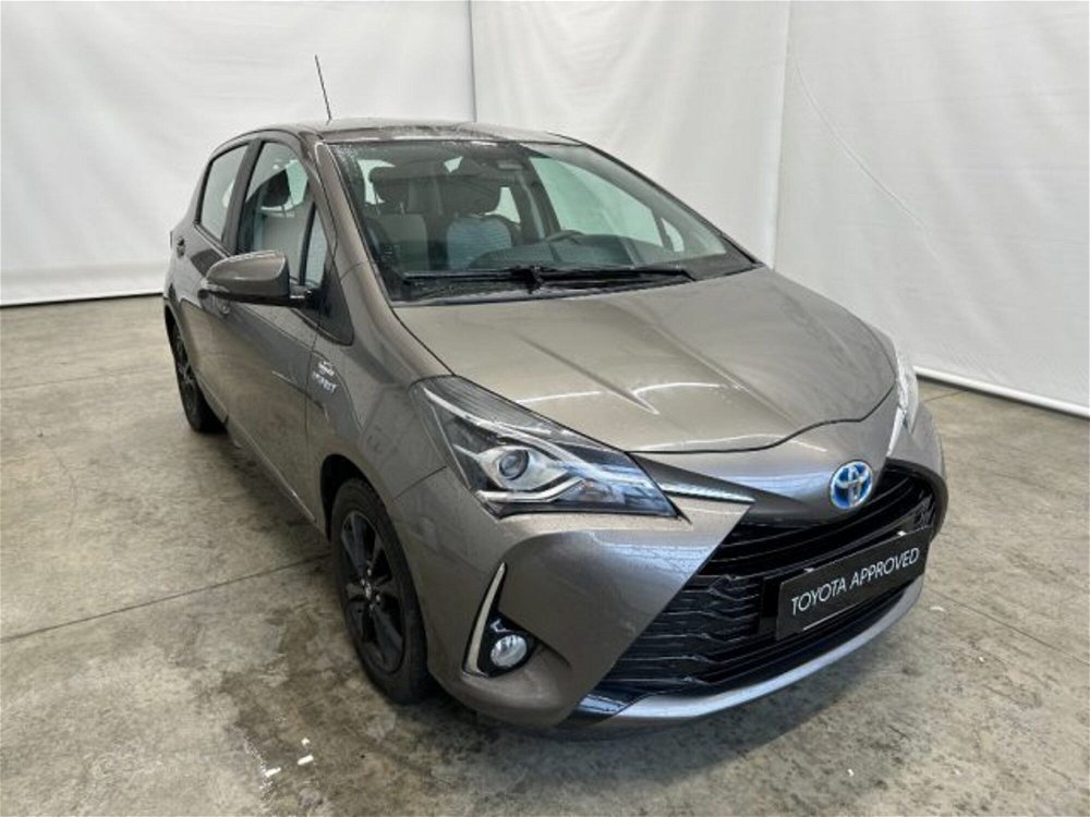 Toyota Yaris 1.3 5 porte Active  del 2020 usata a Cuneo (3)
