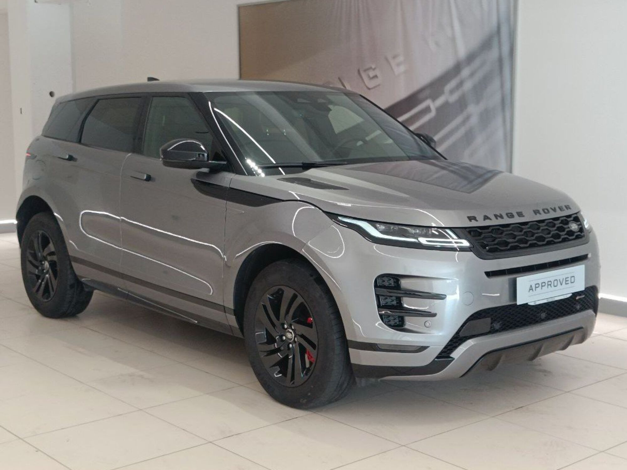 Land Rover Range Rover Evoque 2.0D I4 163 CV AWD Auto R-Dynamic  del 2023 usata a Savona