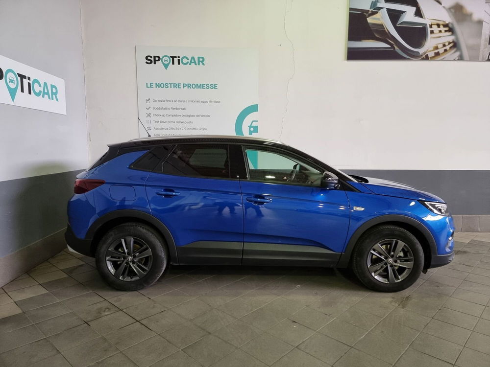 Opel Grandland X 1.5 diesel Ecotec Start&Stop Business del 2021 usata a Battipaglia (4)