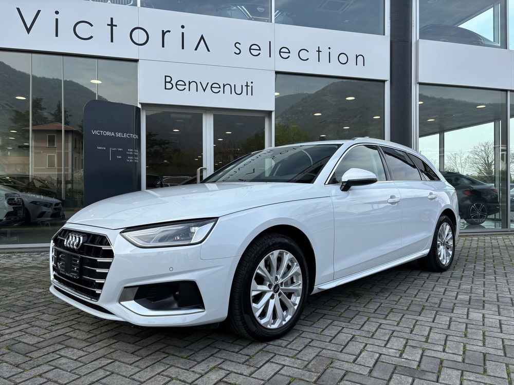 Audi A4 Avant 40 TDI quattro S tronic Business Advanced  del 2022 usata a Brescia (2)