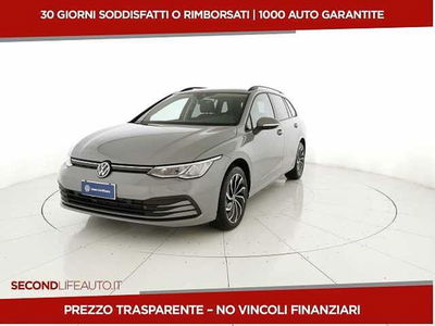 Volkswagen Golf Variant 1.0 eTSI EVO DSG Life nuova a San Giovanni Teatino