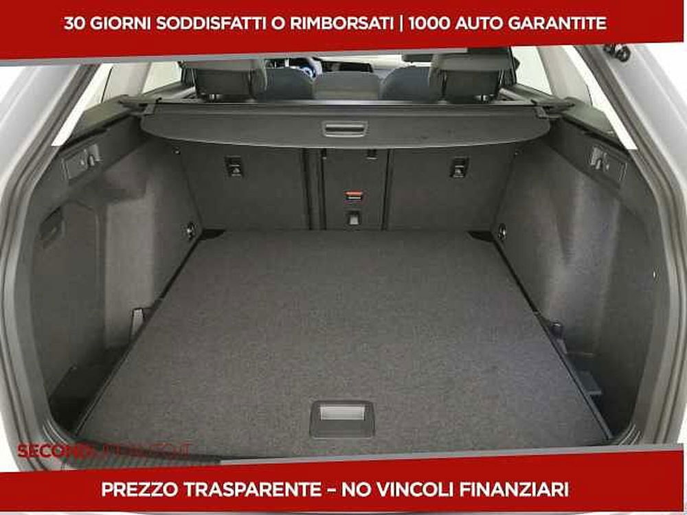 Volkswagen Golf Variant nuova a Chieti (7)