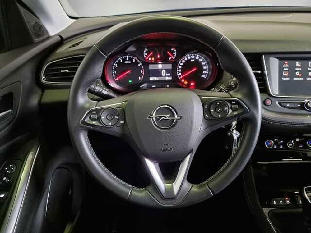 Opel Grandland X usata a Salerno (13)