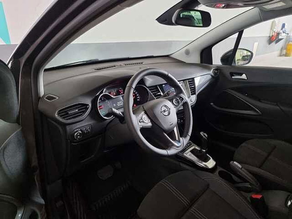 Opel Crossland nuova a Salerno (15)