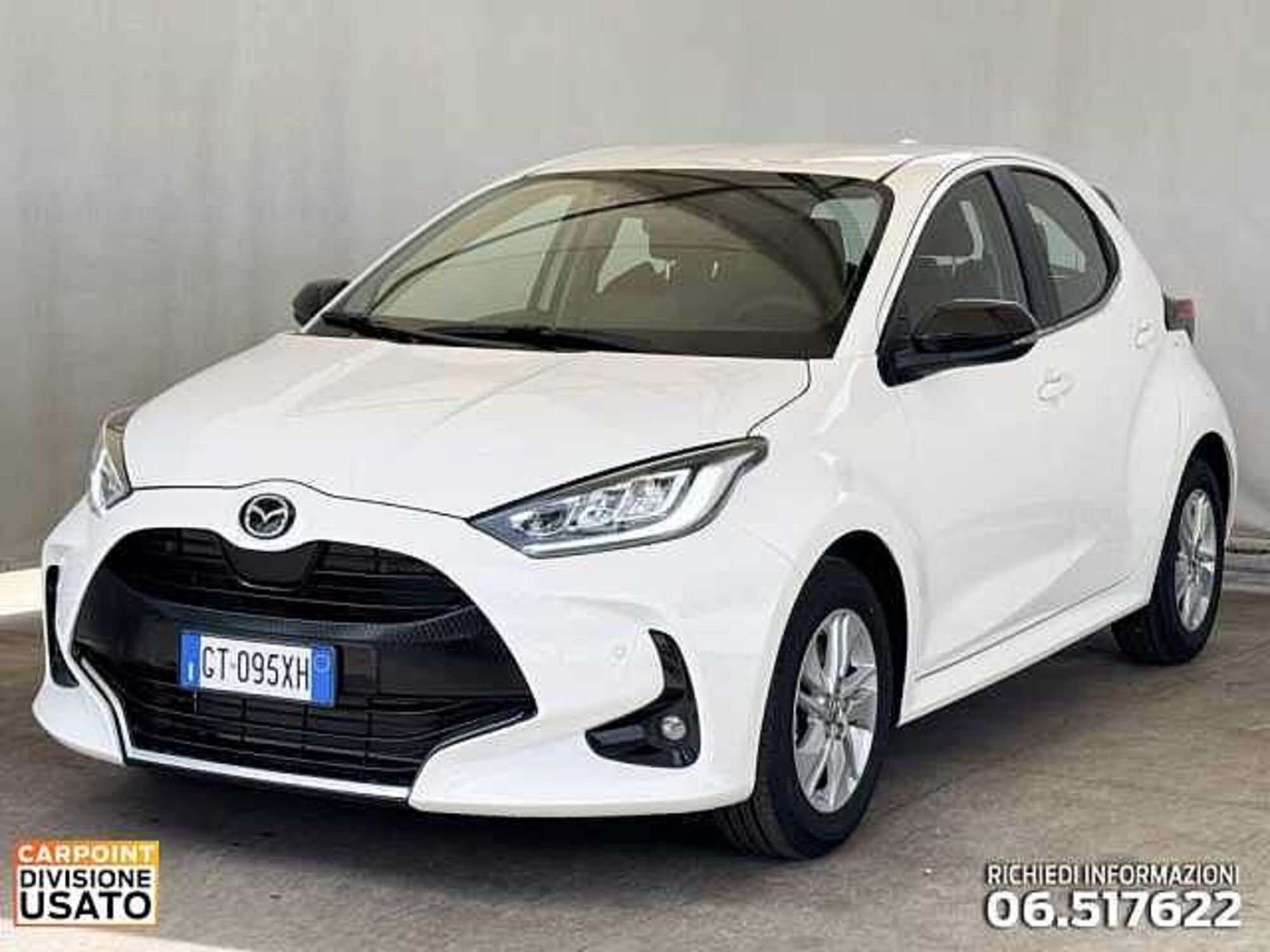 Mazda Mazda2 Hybrid 1.5 VVT e-CVT Full Hybrid Electric Agile nuova a Roma