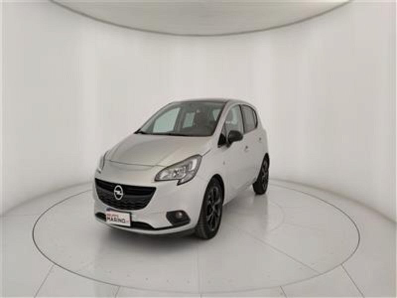Opel Corsa 1.2 5 porte Black Edition  del 2019 usata a Bari
