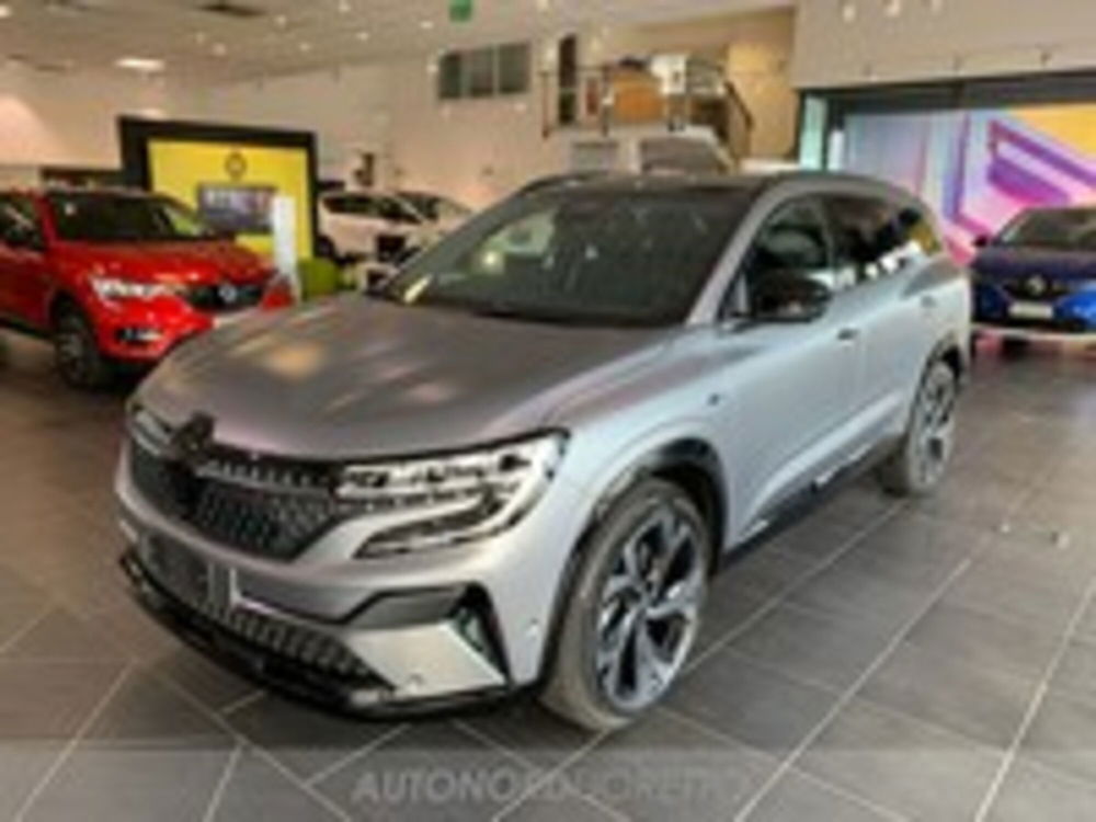 Renault Espace (2023->>) nuova a Pordenone