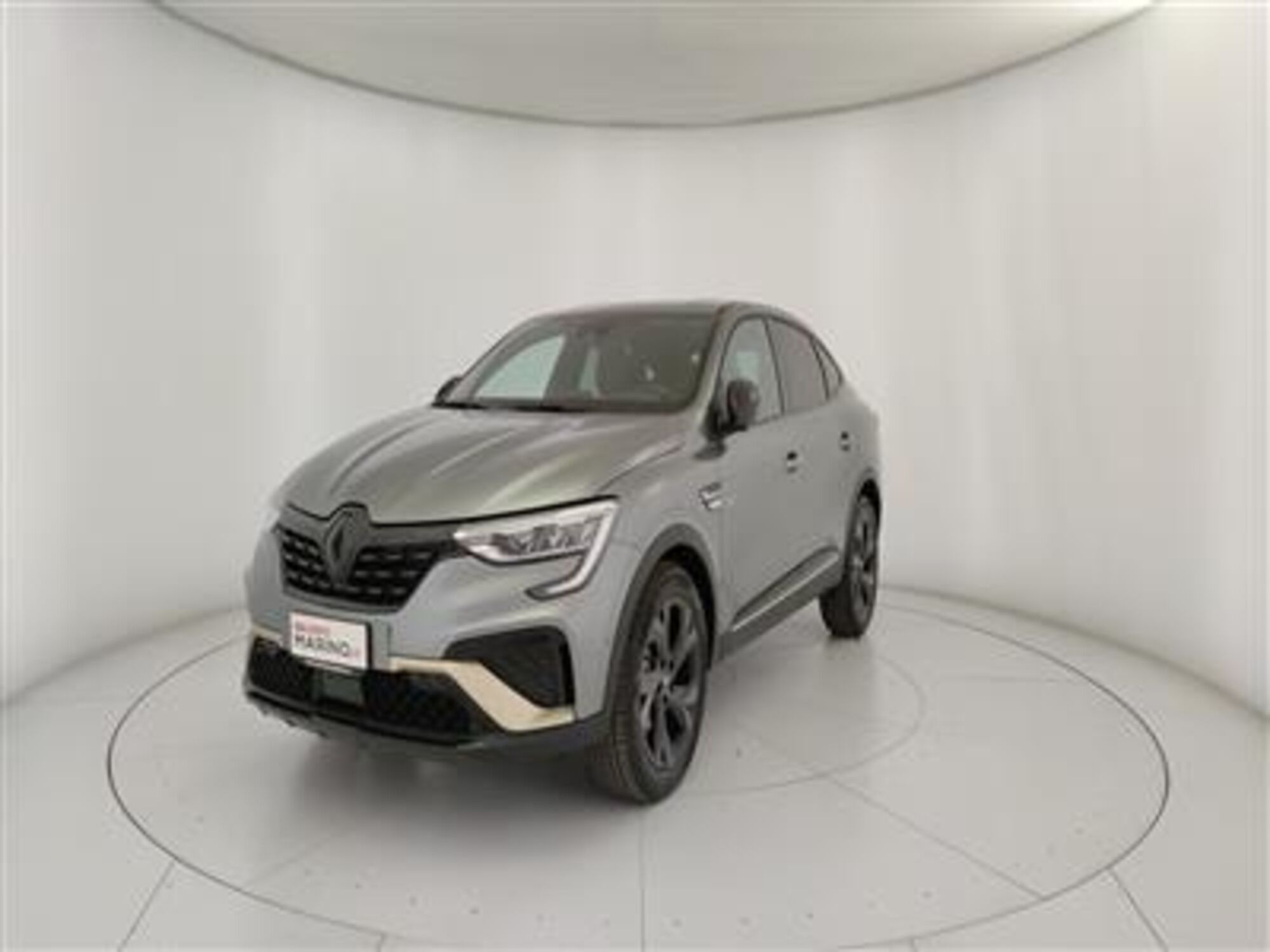 Renault Arkana Hybrid E-Tech 145 CV Engineered del 2023 usata a Bari