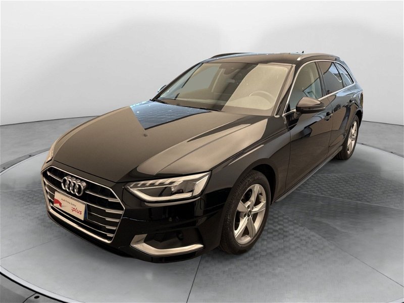 Audi A4 Avant 35 2.0 tdi mhev Business Advanced 163cv s-tronic del 2022 usata a Prato