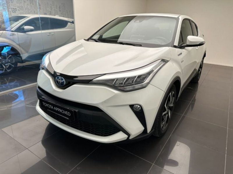 Toyota Toyota C-HR 1.8 Hybrid E-CVT Trend  del 2021 usata a Cuneo