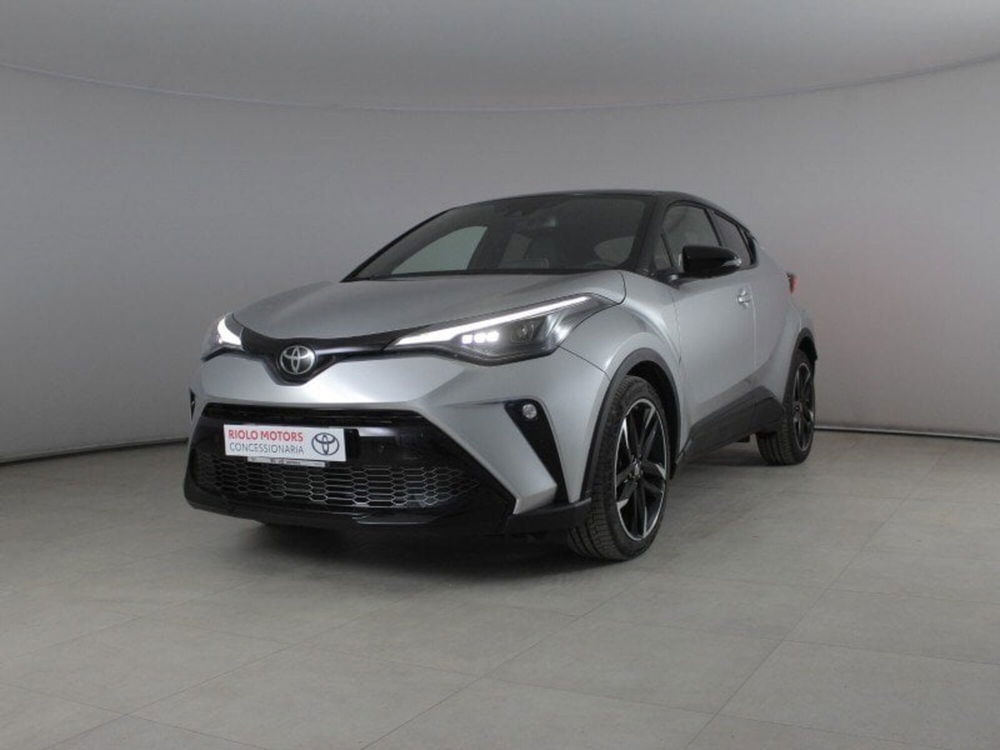 Toyota Toyota C-HR nuova a Palermo