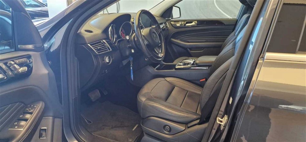Mercedes-Benz GLE Coupé 350 d 4Matic Coupé Exclusive Plus  del 2015 usata a Triggiano (5)