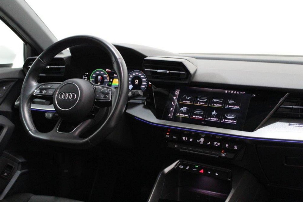 Audi A3 Sportback Sportback 35 1.5 tfsi mhev Business Advanced s-tronic del 2021 usata a Triggiano (4)