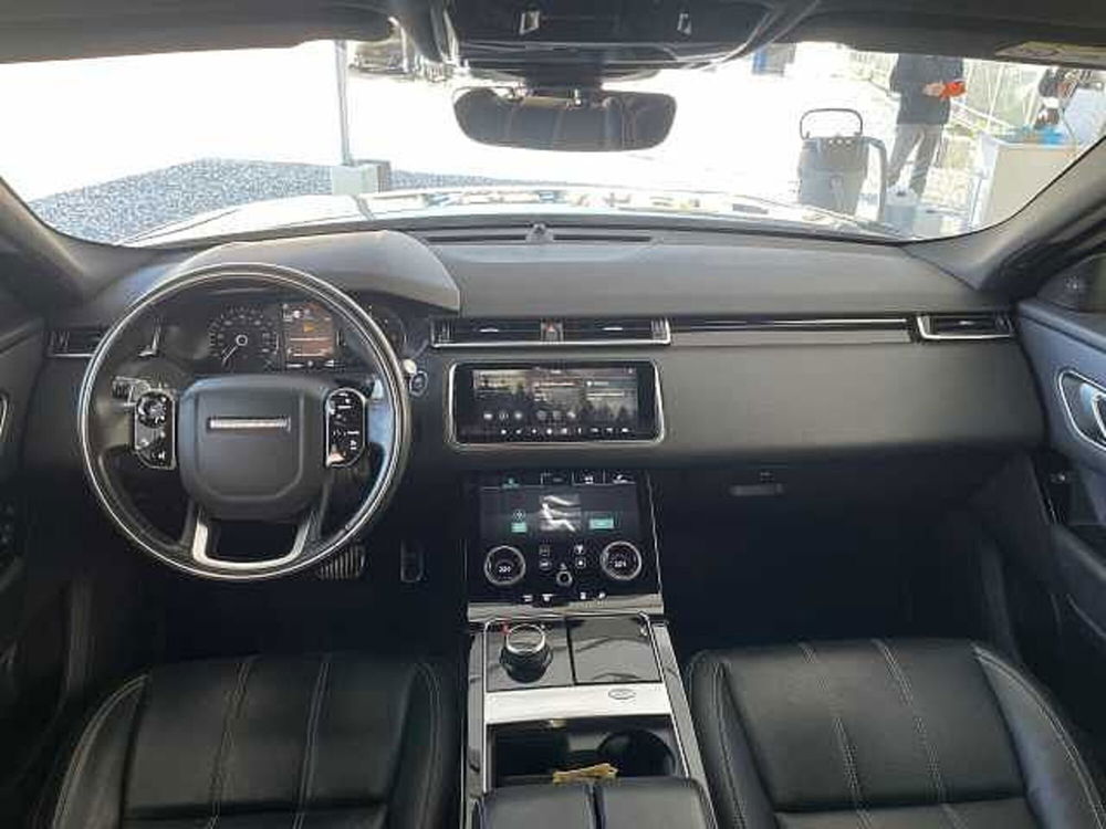 Land Rover Range Rover Velar usata a Lucca (7)