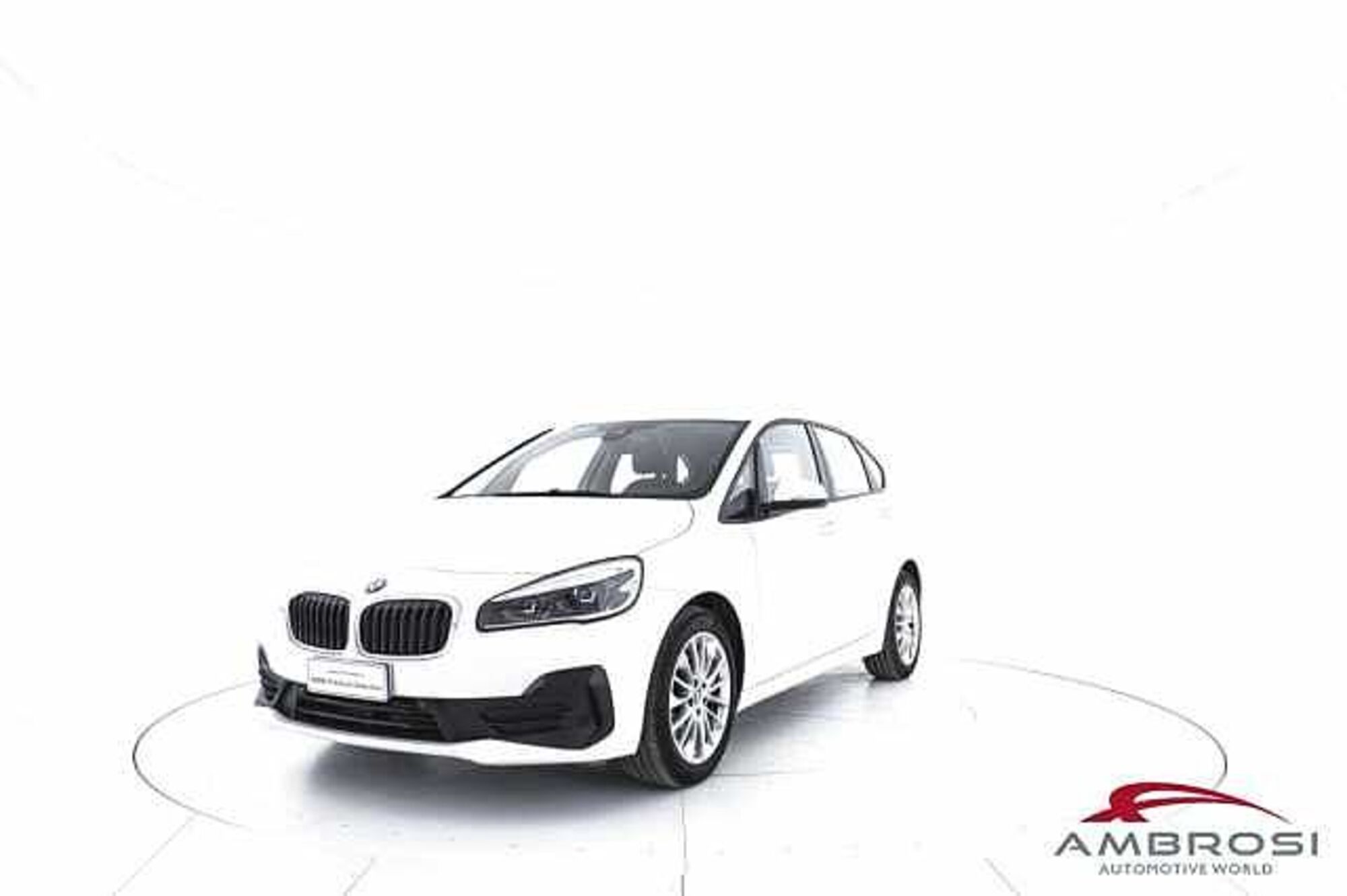 BMW Serie 2 Active Tourer 218i  del 2021 usata a Viterbo