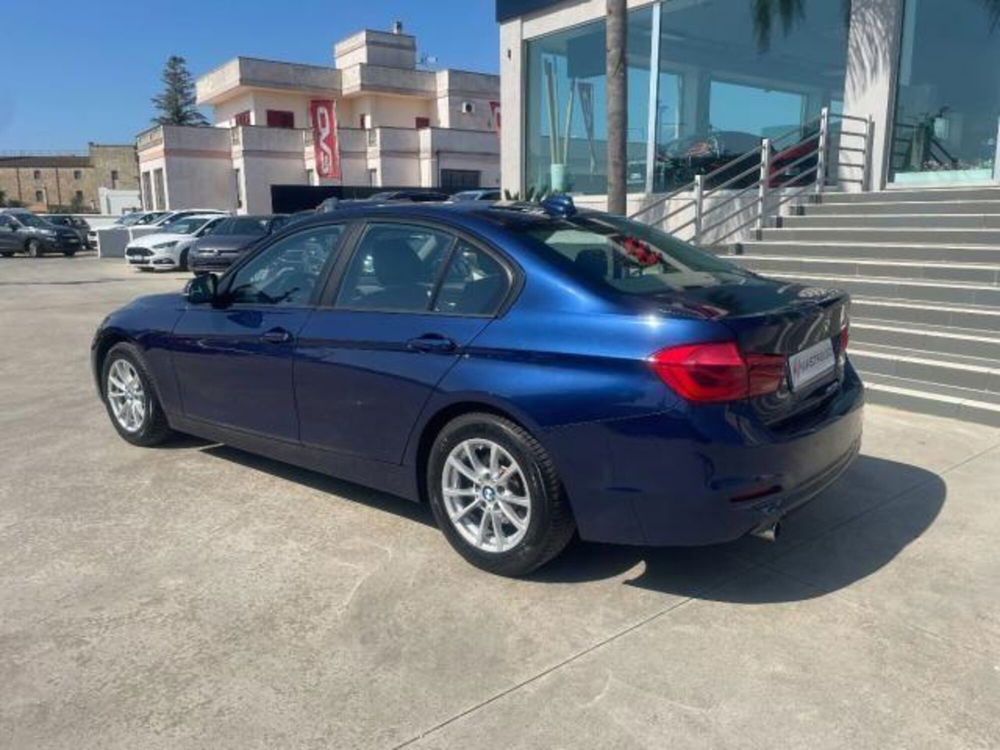 BMW Serie 3 usata a Lecce (13)