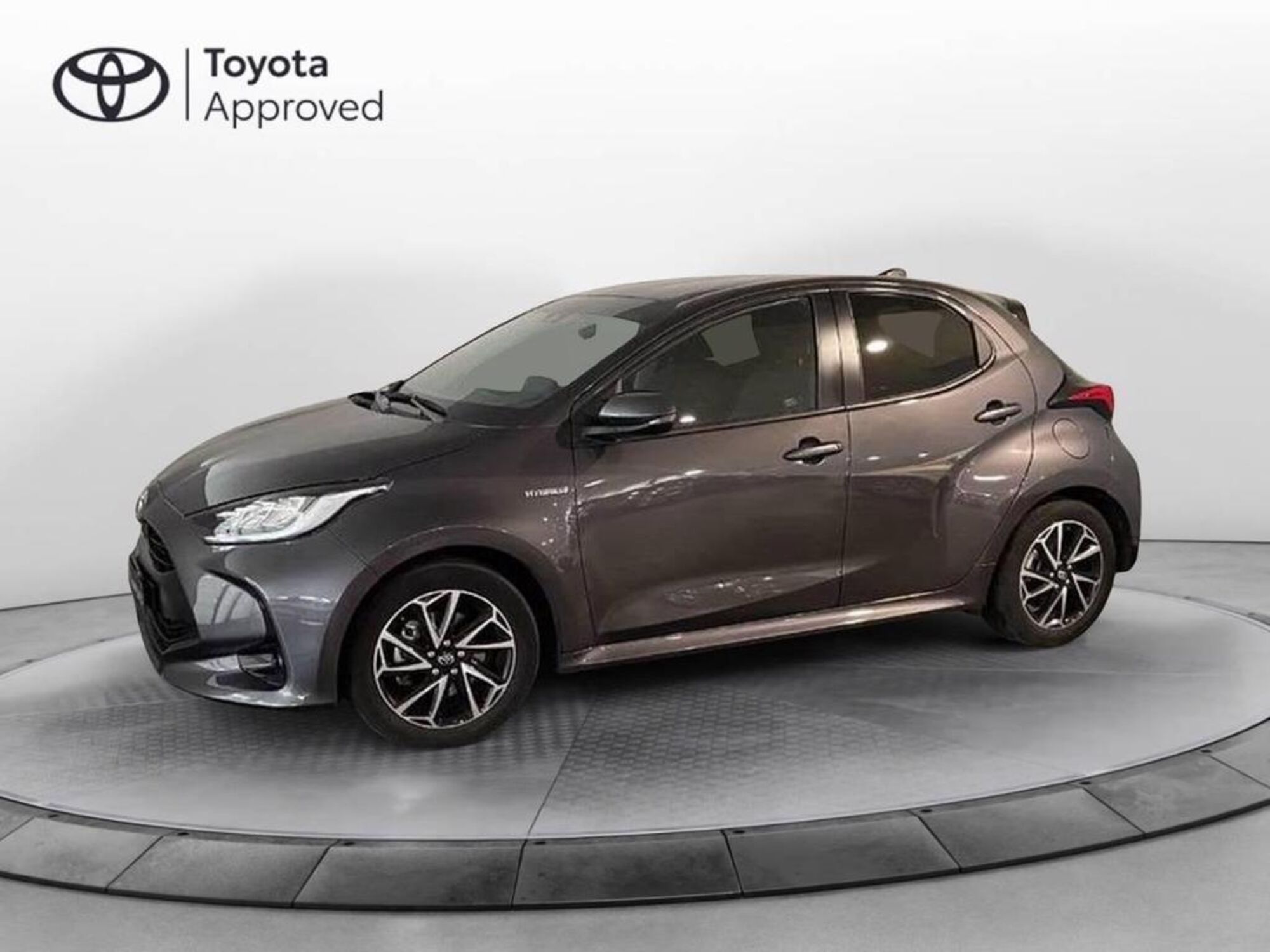 Toyota Yaris Cross 1.5h GR Sport Black Sky fwd 116cv e-cvt del 2020 usata a Torino