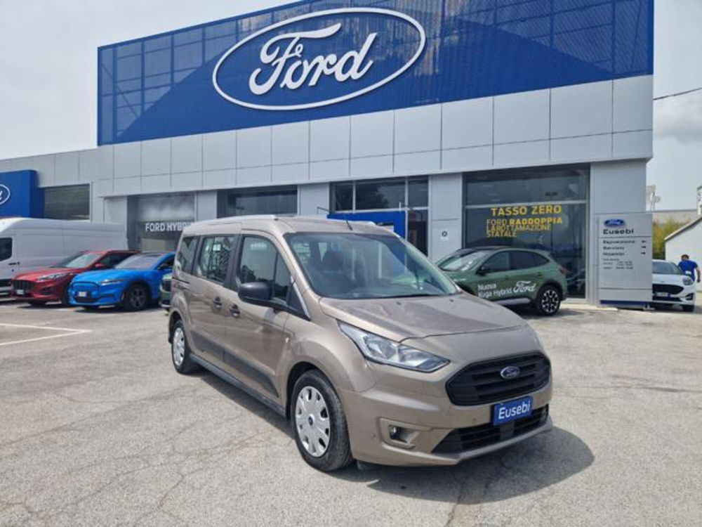 Ford Transit Connect Wagon usata a Pesaro-Urbino