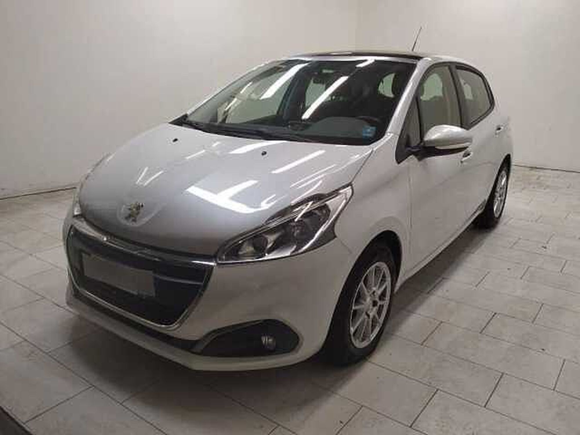 Peugeot 208 82 5 porte Allure  del 2016 usata a Cuneo