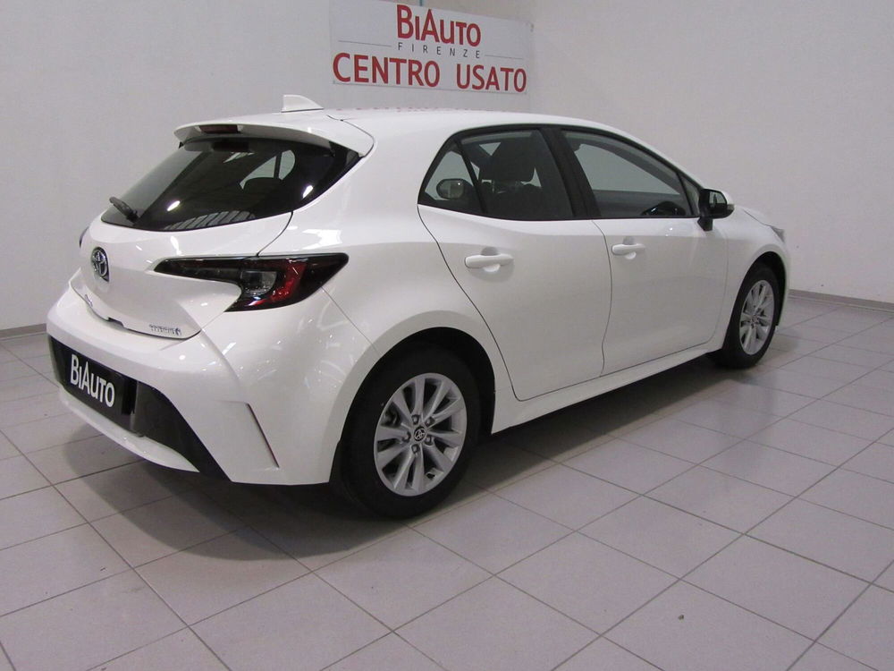 Toyota Corolla nuova a Firenze (17)