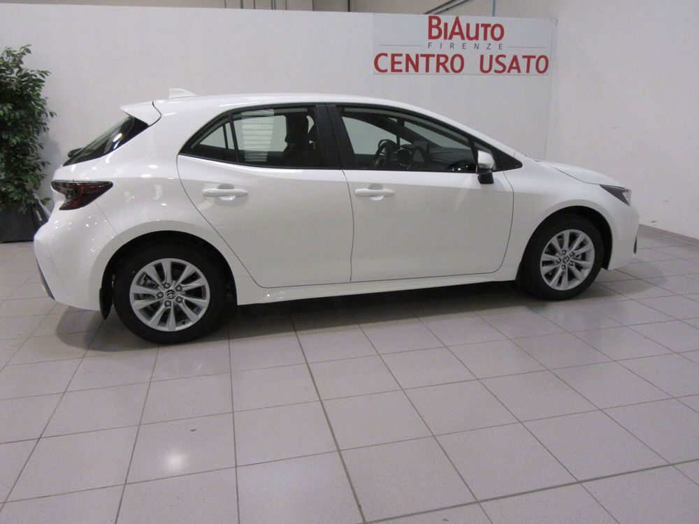 Toyota Corolla nuova a Firenze (18)