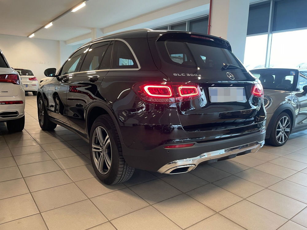 Mercedes-Benz GLC suv 300 d 4Matic Sport del 2020 usata a Messina (3)