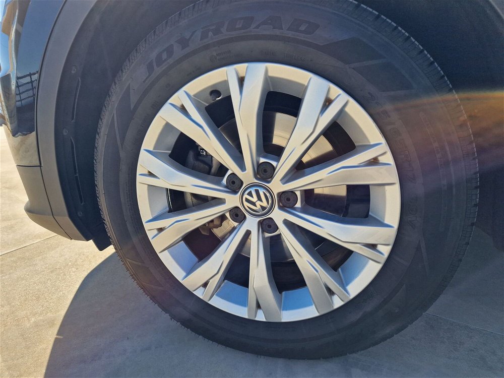 Volkswagen Tiguan 1.6 TDI SCR Style BlueMotion Technology  del 2018 usata a Messina (5)