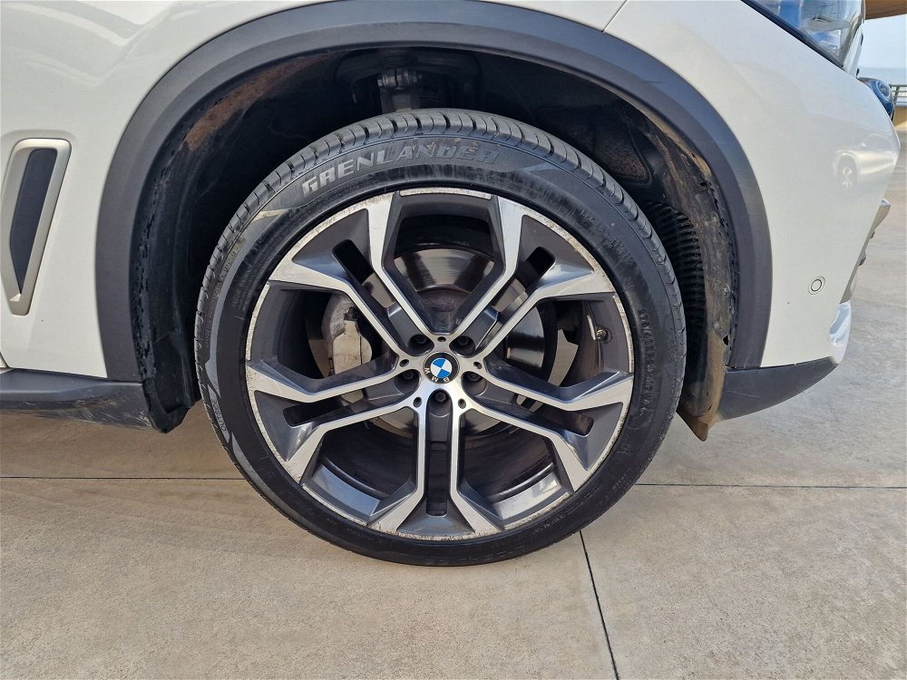 BMW X5 xDrive30d Timeless Edition del 2020 usata a Messina (5)