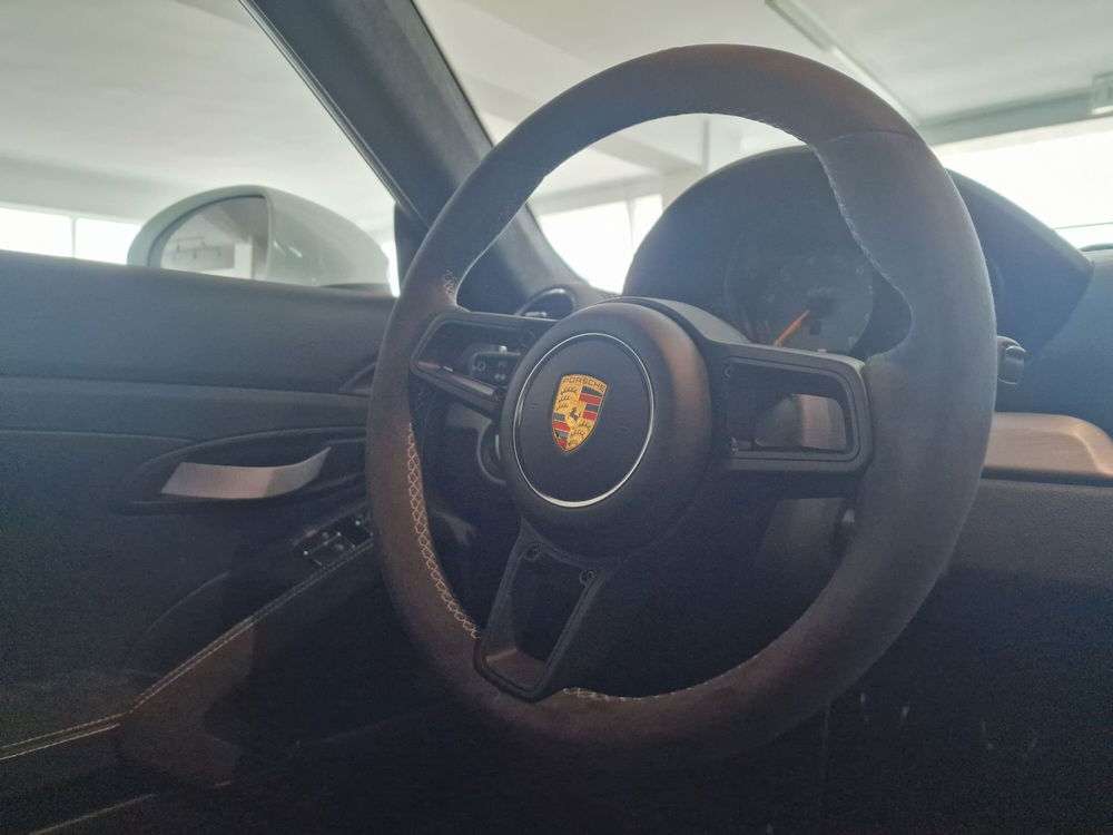 Porsche 718 Cayman  usata a Messina (14)